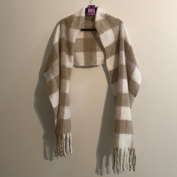 Accessories - 021 Buffalo Plaid Fringe Scarf Tab Plaid